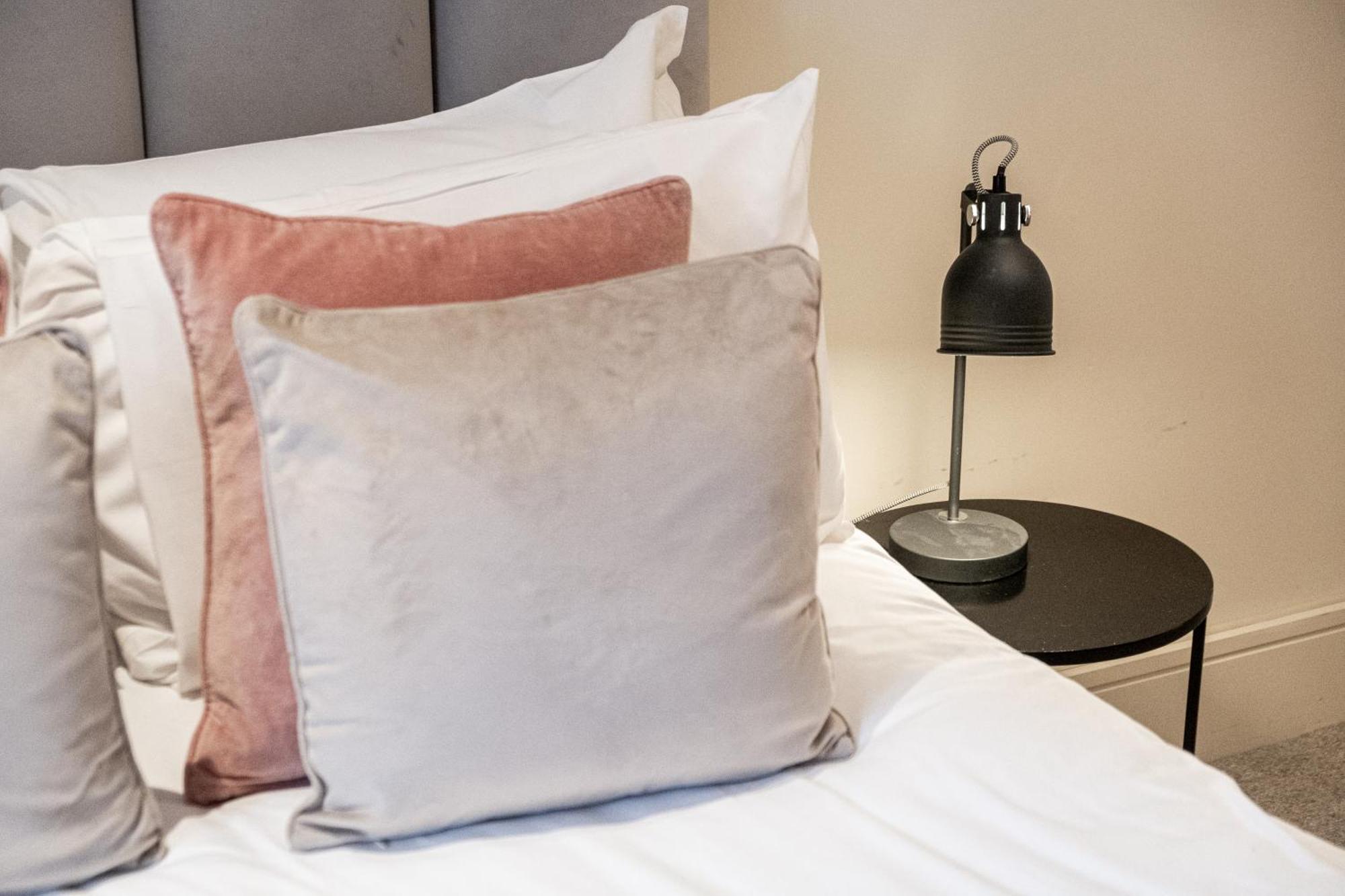 Osbourne House Pink 2 Bed, 2 And Half Bath Leilighet Birmingham Eksteriør bilde