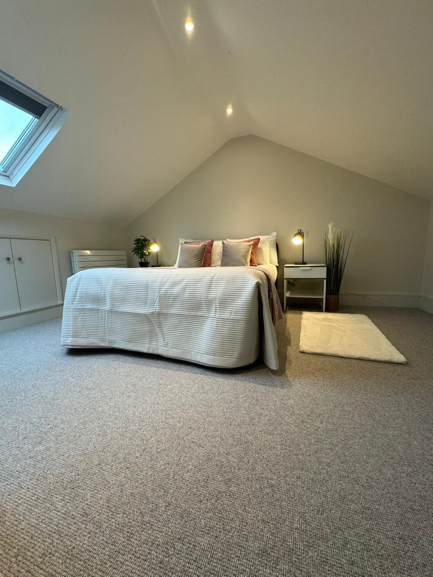 Osbourne House Pink 2 Bed, 2 And Half Bath Leilighet Birmingham Eksteriør bilde