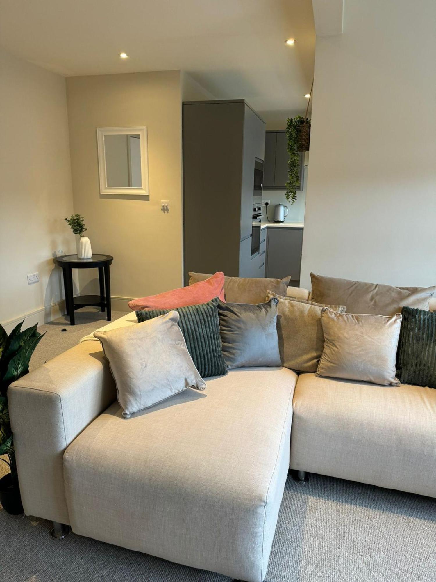 Osbourne House Pink 2 Bed, 2 And Half Bath Leilighet Birmingham Eksteriør bilde