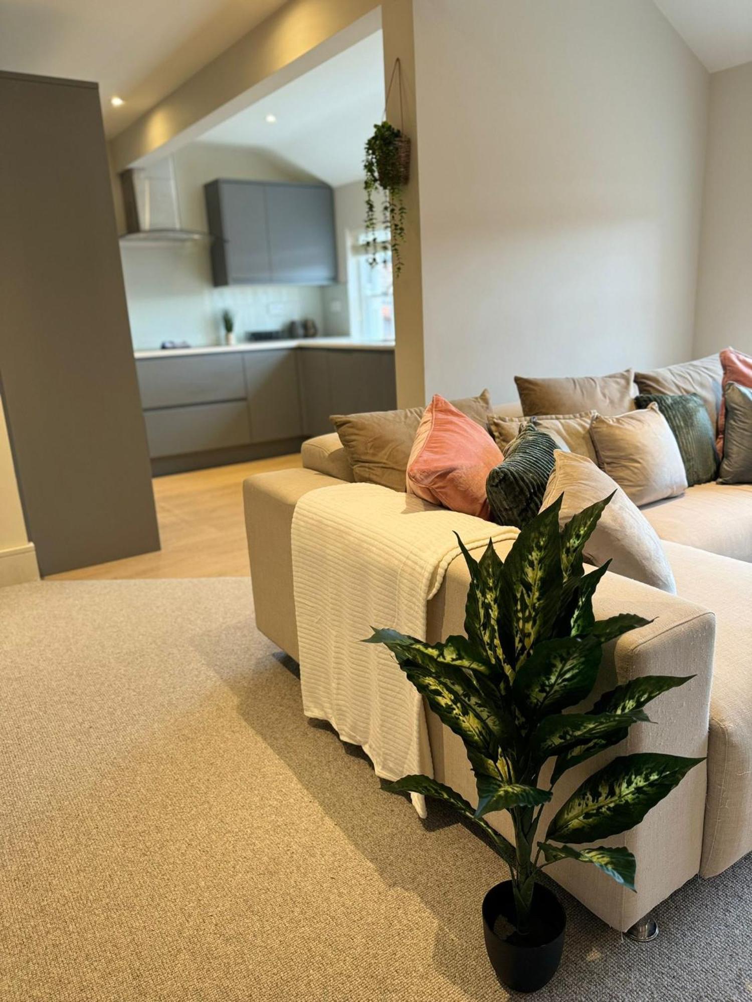 Osbourne House Pink 2 Bed, 2 And Half Bath Leilighet Birmingham Eksteriør bilde