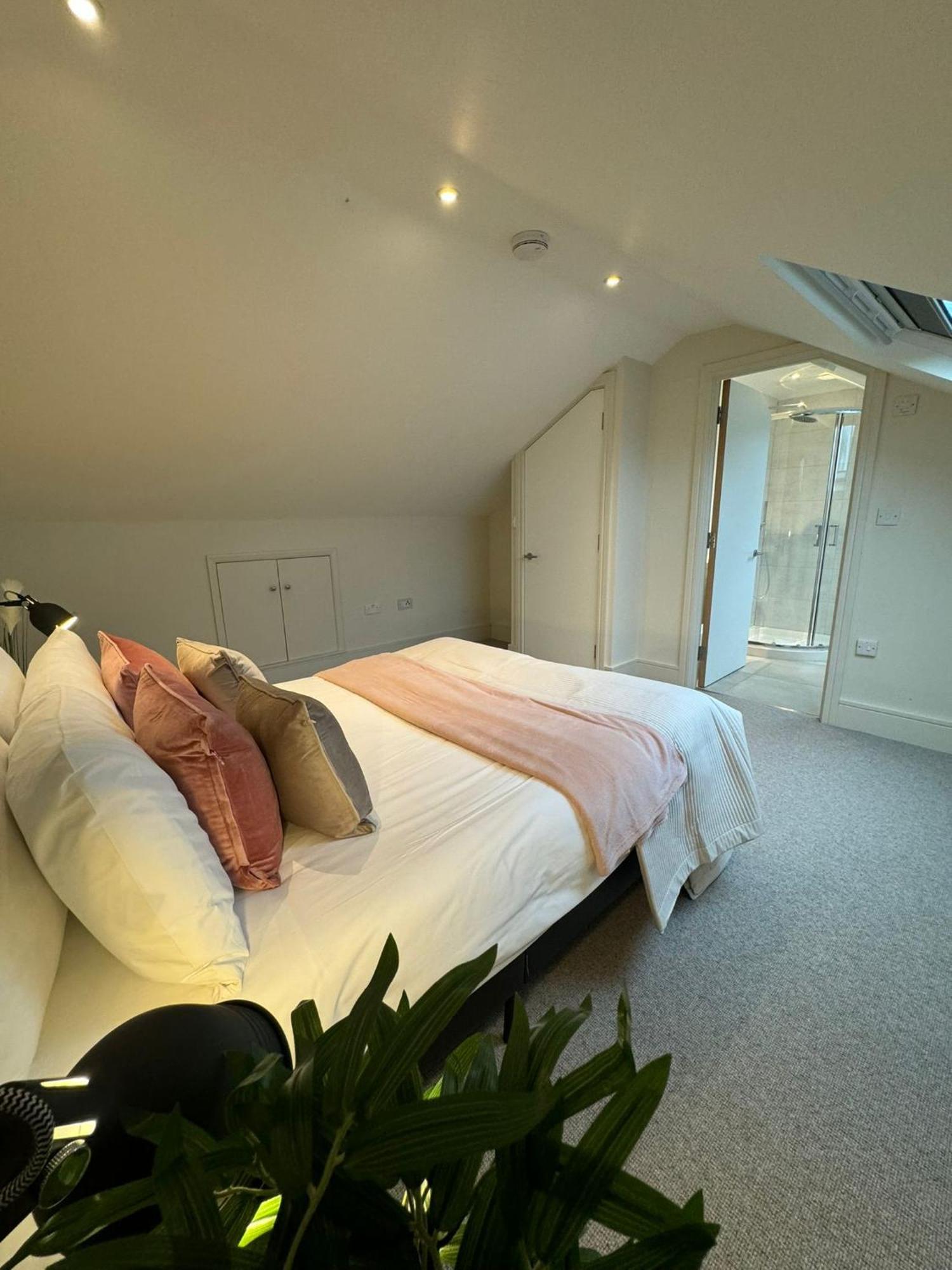 Osbourne House Pink 2 Bed, 2 And Half Bath Leilighet Birmingham Eksteriør bilde