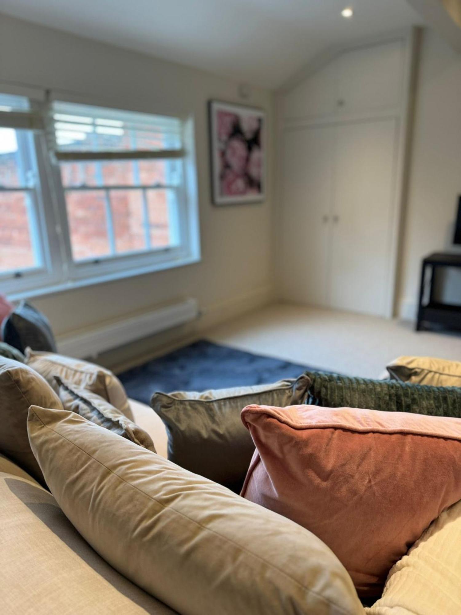 Osbourne House Pink 2 Bed, 2 And Half Bath Leilighet Birmingham Eksteriør bilde