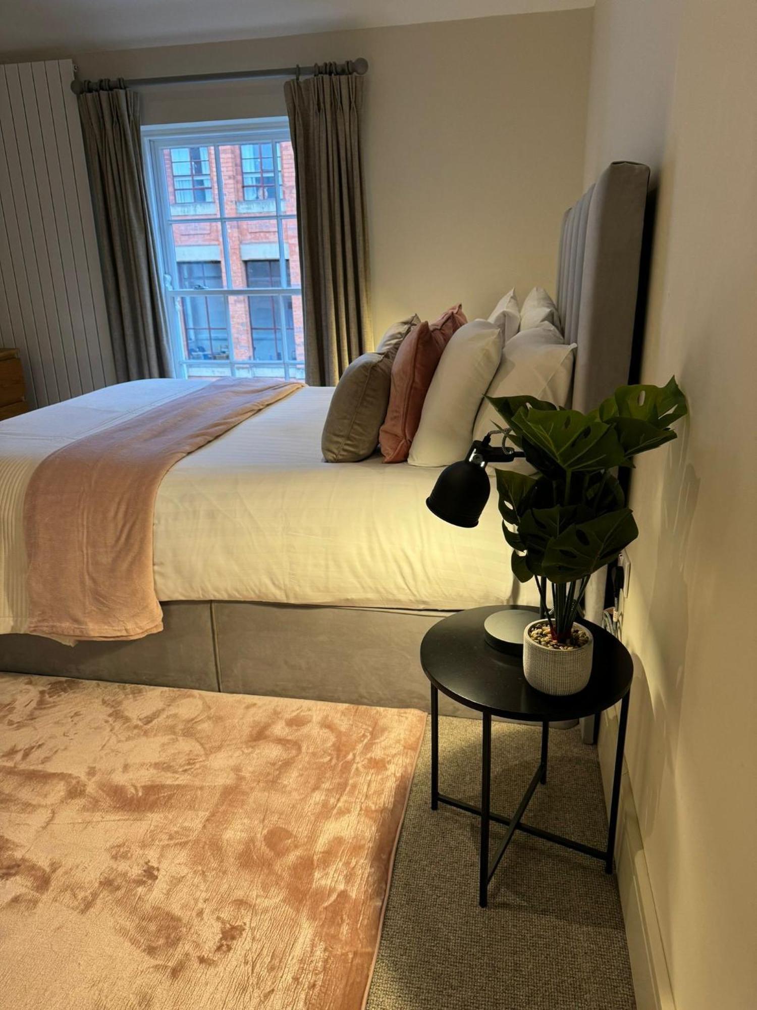 Osbourne House Pink 2 Bed, 2 And Half Bath Leilighet Birmingham Eksteriør bilde