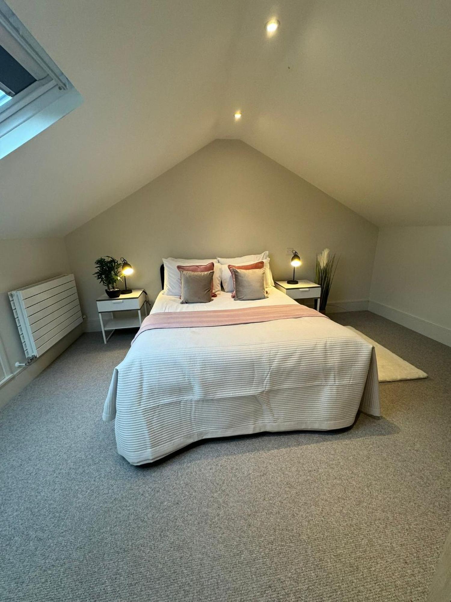Osbourne House Pink 2 Bed, 2 And Half Bath Leilighet Birmingham Eksteriør bilde