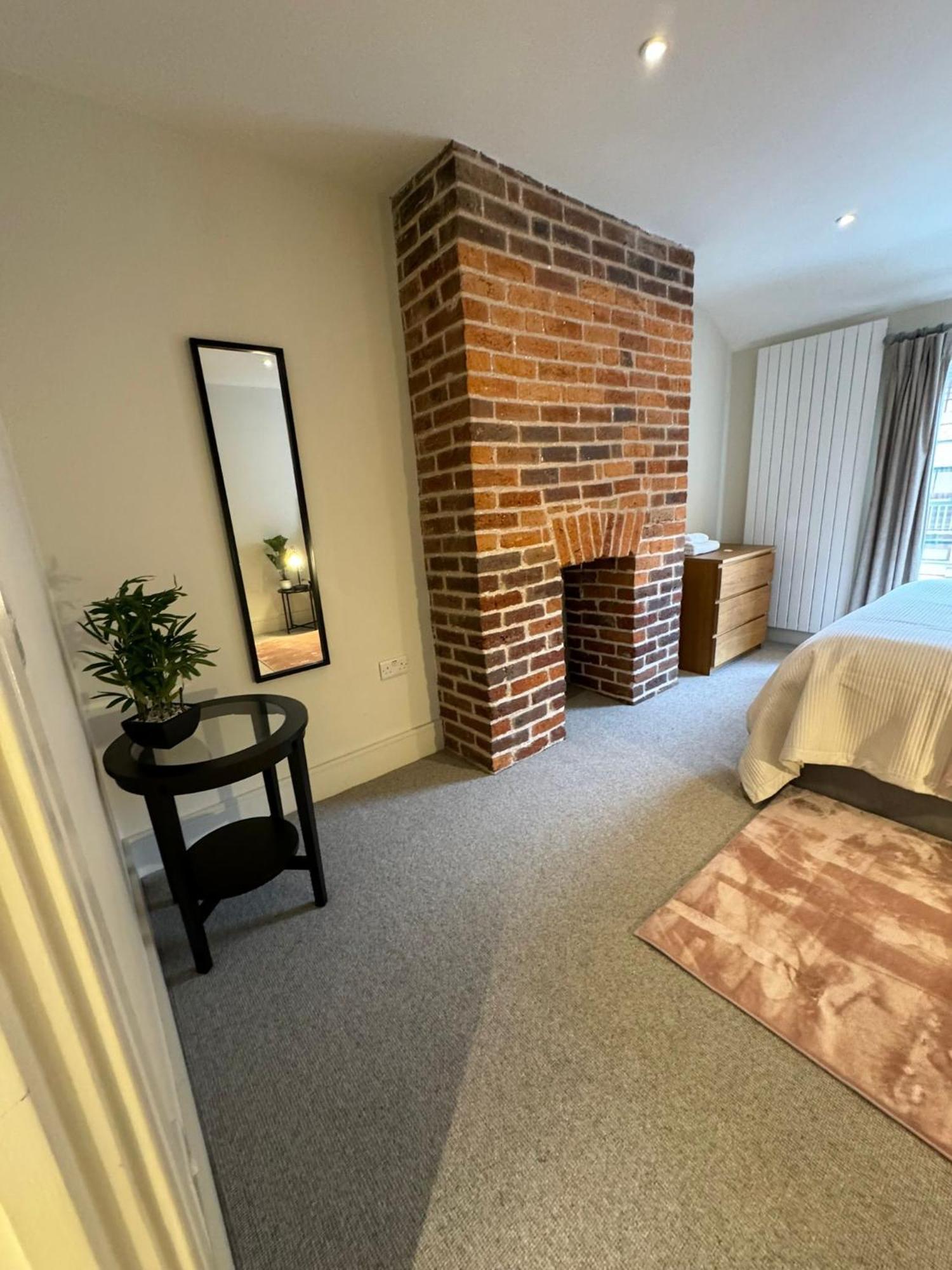 Osbourne House Pink 2 Bed, 2 And Half Bath Leilighet Birmingham Eksteriør bilde